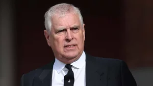 Miniatura: Zwrot ws. brata króla Karola. Były książę...