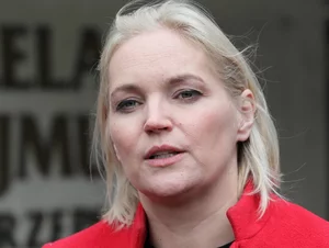 Miniatura: Aktorka prosi o modlitwę. Polityk PiS...