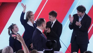 Miniatura: Zdjęcie Nawrockiej z córką wywołało burzę...