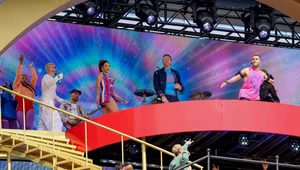 Miniatura: Na koncercie Coldplay ujawniono romans...