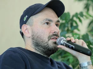 Miniatura: Znany pisarz nie wytrzymał. Uderzył w...