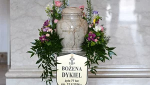 Miniatura: Pogrzeb znanej aktorki. Ksiądz odczytał...