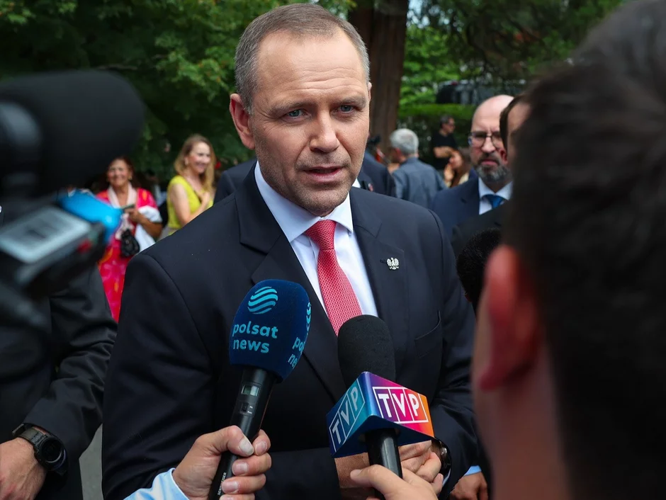 Miniatura: "Idę się modlić, nie krzyczcie". Prezydent...