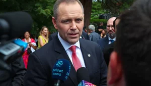 Miniatura: "Idę się modlić, nie krzyczcie". Prezydent...